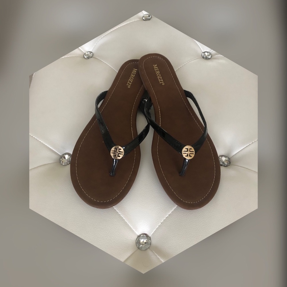 Brand new in box 📦 black and gold sandals